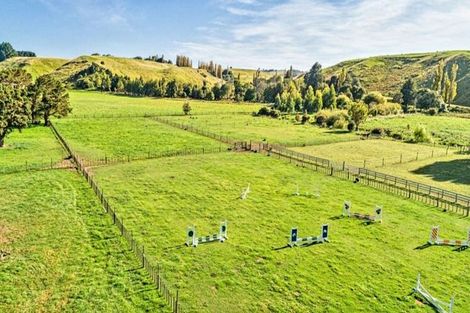 Photo of property in 173 Leedstown Road, Hunterville, Marton, 4787