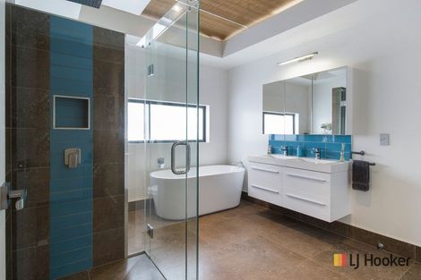 Photo of property in 5 Ian Place, Waihi Beach, 3611