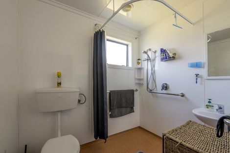 Photo of property in 68a Hokio Beach Road, Levin, 5510