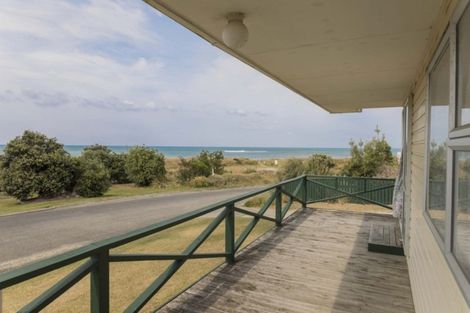 Photo of property in 86 Akitio Esplanade, Akitio, Pongaroa, 4991