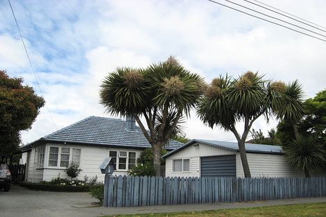 Photo of property in 2 Evatt Street, Bryndwr, Christchurch, 8053