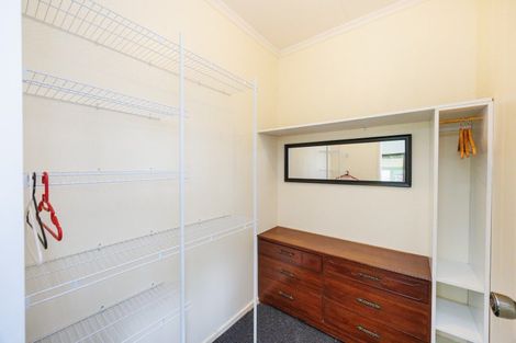 Photo of property in 9 Shamrock Street, Takaro, Palmerston North, 4412