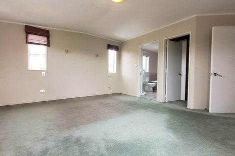 Photo of property in 17 Terrace Road, Titahi Bay, Porirua, 5022