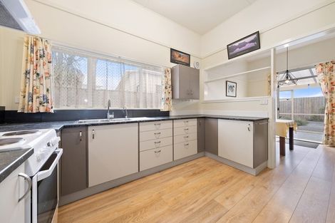 Photo of property in 227 Marine Parade, New Brighton, Christchurch, 8061