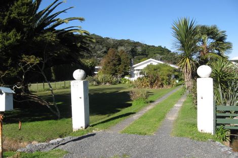 Photo of property in 15 Florance Avenue, Russell, 0202