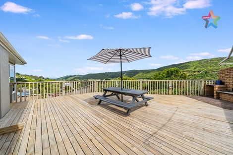 Photo of property in 11 Manor Drive, Stokes Valley, Lower Hutt, 5019