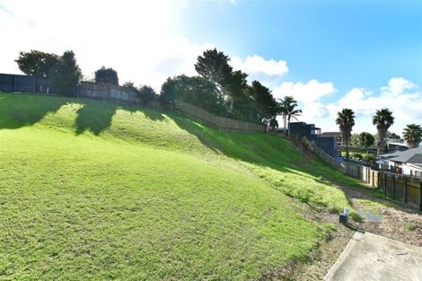 Photo of property in 180b Whangaparaoa Road, Red Beach, 0932