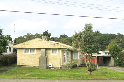 Photo of property in 7 Montgomery Crescent, Clouston Park, Upper Hutt, 5018