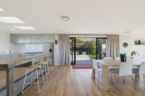 Photo of property in 35 Tapairu Road, Waipawa, 4275