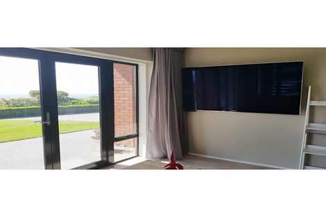 Photo of property in 30 Harry Ell Drive, Cashmere, Christchurch, 8022