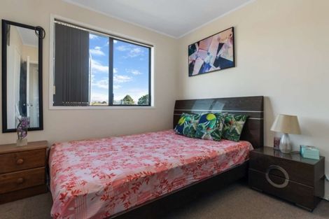 Photo of property in 3/43 Taitimu Drive, Weymouth, Auckland, 2103