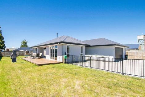 Photo of property in 14e Saxon Street, Motueka, 7120