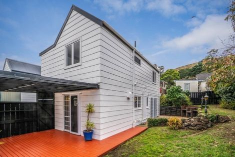 Photo of property in 2/19 Ridgemount Rise, Mangere Bridge, Auckland, 2022
