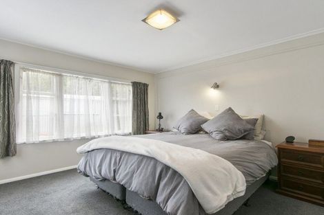 Photo of property in 4 Coast Road, Wainuiomata, Lower Hutt, 5014