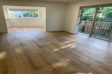 Photo of property in 17 Lemnos Place, Titirangi, Auckland, 0604