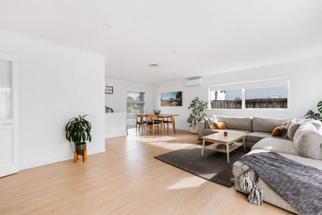 Photo of property in 85 Gravatt Road, Papamoa Beach, Papamoa, 3118