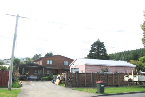 Photo of property in 55 Moeraki Road, Maoribank, Upper Hutt, 5018