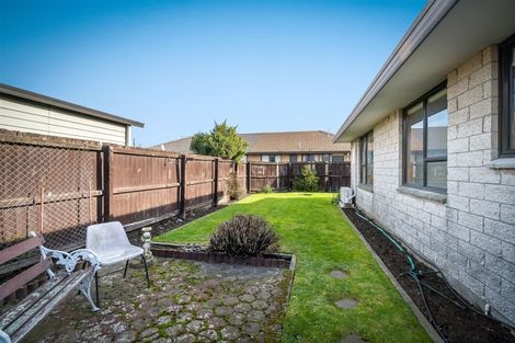 Photo of property in 2/359 Main South Road, Hornby, Christchurch, 8042