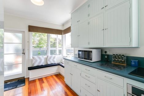 Photo of property in 908 Sylvan Road, Mayfair, Hastings, 4122