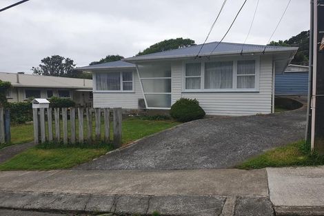 Photo of property in 87 Beazley Avenue, Paparangi, Wellington, 6037