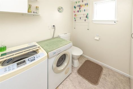 Photo of property in 33 Moore Avenue, Tawhero, Whanganui, 4501