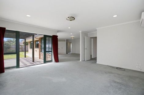 Photo of property in 4 Saltwood Lane, Bethlehem, Tauranga, 3110