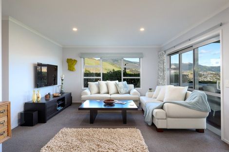 Photo of property in 2 Crown Terrace, Britannia Heights, Nelson, 7010