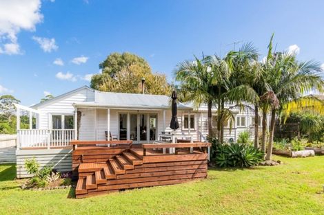 Photo of property in 35 Hall Road, Kerikeri, 0230