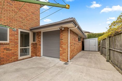 Photo of property in 64 Willowview Drive, Redwood, Christchurch, 8051