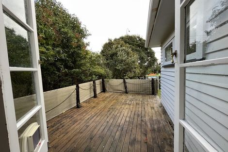 Photo of property in 1/263 Glenfield Road, Hillcrest, Auckland, 0627