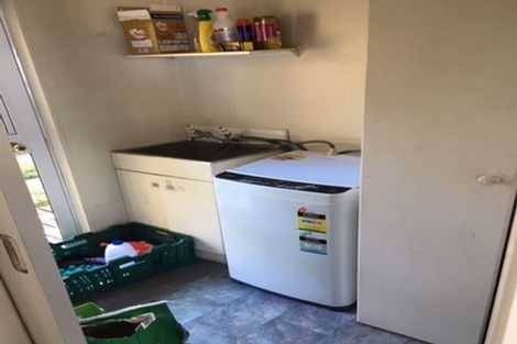 Photo of property in 2/21 Calluna Crescent, Totara Heights, Auckland, 2105