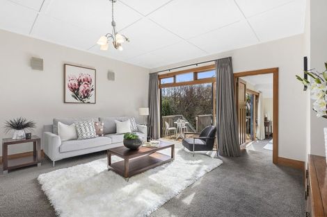 Photo of property in 25 Pinnacle Street, Seatoun, Wellington, 6022