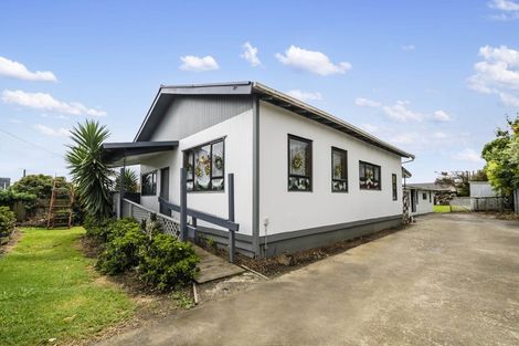 Photo of property in 44 Walmsley Road, Otahuhu, Auckland, 1062