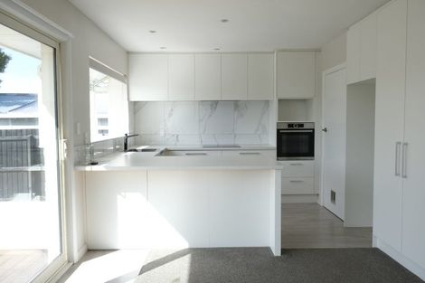 Photo of property in 12 Geelong Place, Burnside, Christchurch, 8053