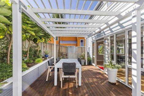 Photo of property in 30a Mandalay Terrace, Khandallah, Wellington, 6035