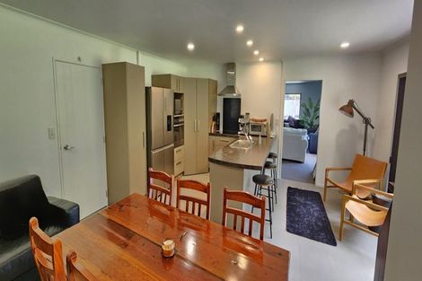 Photo of property in 74b Karamea Street, Whalers Gate, New Plymouth, 4310