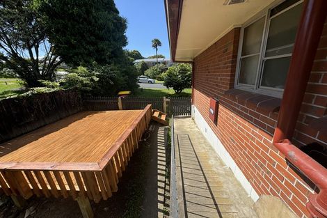 Photo of property in 1/33 Greenhill Crescent, Pakuranga, Auckland, 2010