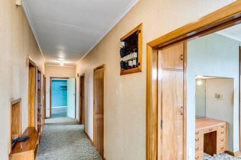 Photo of property in 49 Meeanee Road, Taradale, Napier, 4112