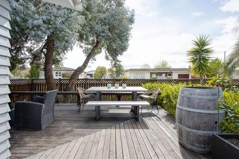 Photo of property in 1 Jellicoe Place, Tamatea, Napier, 4112