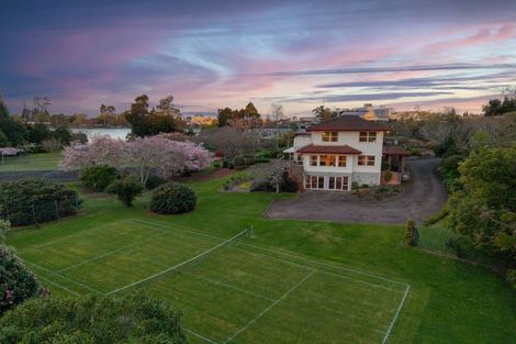 Photo of property in 148 Lake Crescent, Hamilton Lake, Hamilton, 3204