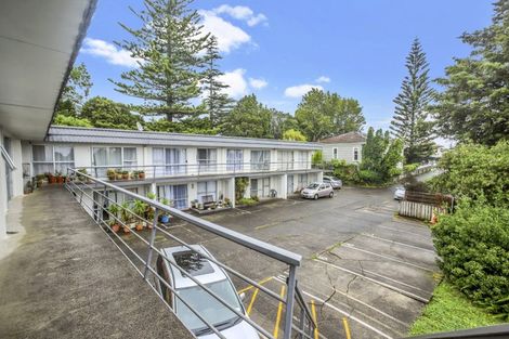 Photo of property in 11/19a Verbena Road, Birkdale, Auckland, 0626
