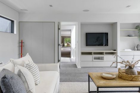 Photo of property in 26 Whareora Terrace, Cashmere, Christchurch, 8022