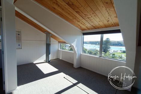 Photo of property in 12 Cliff Street, Pahi, Paparoa, 0571