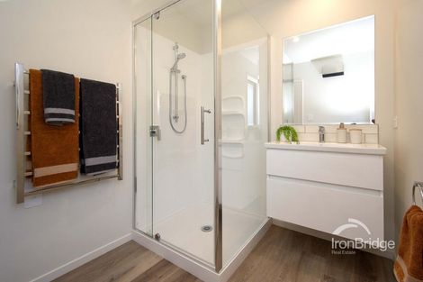 Photo of property in 21 Weaver Street, Woodend, 7691