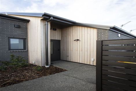Photo of property in 2/24 Rookwood Avenue, New Brighton, Christchurch, 8083
