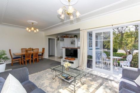 Photo of property in 114 Belt Road, New Plymouth, 4310