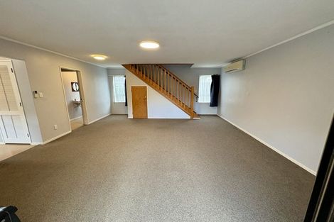 Photo of property in 6 Flinders Place, Johnsonville, Wellington, 6037