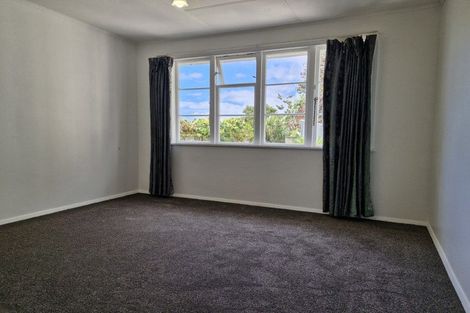Photo of property in 2/117 Frankley Road, Frankleigh Park, New Plymouth, 4310