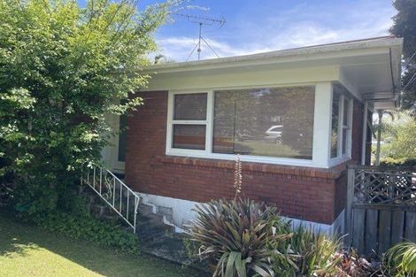Photo of property in 2/17 Eban Avenue, Hillcrest, Auckland, 0627