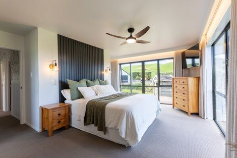 Photo of property in 14 Centre Road, Matamau, Dannevirke, 4977